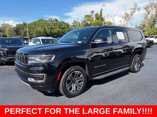 Diamond Black Crystal Pearlcoat 2023 Jeep Wagoneer L Series II 4x4
