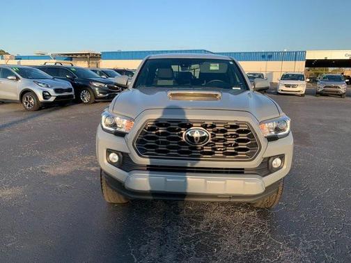 Cement 2020 Toyota Tacoma TRD Sport