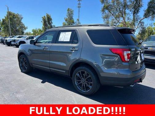 Magnetic 2018 Ford Explorer XLT