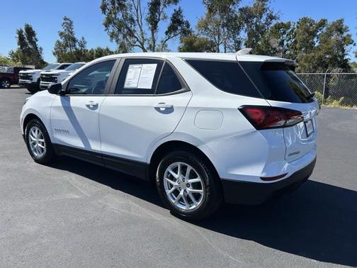 2022 Chevrolet Equinox LS