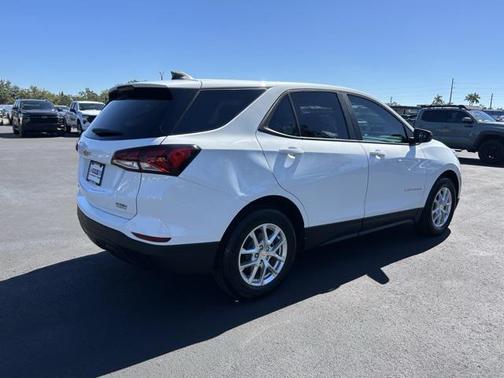 2022 Chevrolet Equinox LS
