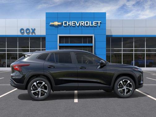 Mosaic Black Metallic 2026 Chevrolet Trax FWD 1RS