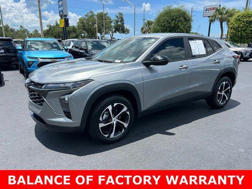 Sterling Gray Metallic 2024 Chevrolet Trax FWD 1RS