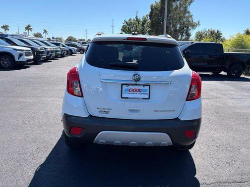 Summit White 2016 Buick Encore Base