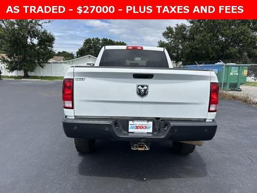 2017 RAM 2500 Tradesman Crew Cab 4x4 6'4' Box