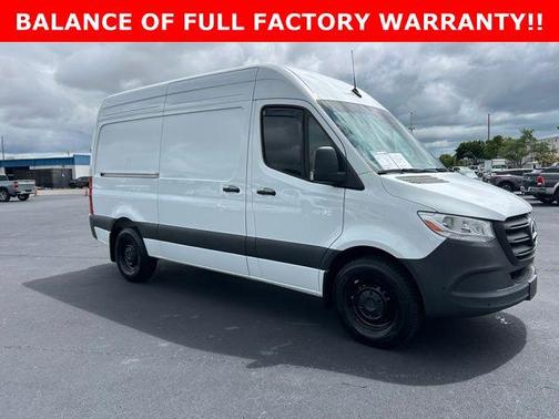 2024 Mercedes-Benz Sprinter 2500 Crew 144 WB