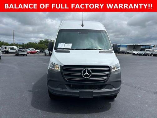 2024 Mercedes-Benz Sprinter 2500 Crew 144 WB