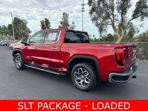2024 GMC Sierra 1500 SLT