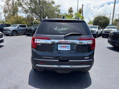 Hunter Metallic 2022 GMC Acadia Denali