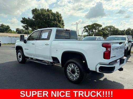 Summit White 2020 Chevrolet Silverado 2500 High Country
