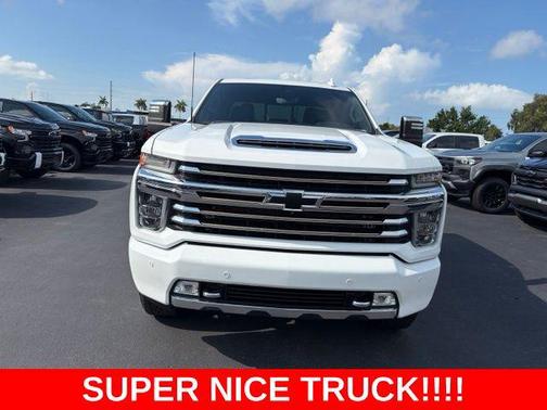 Summit White 2020 Chevrolet Silverado 2500 High Country