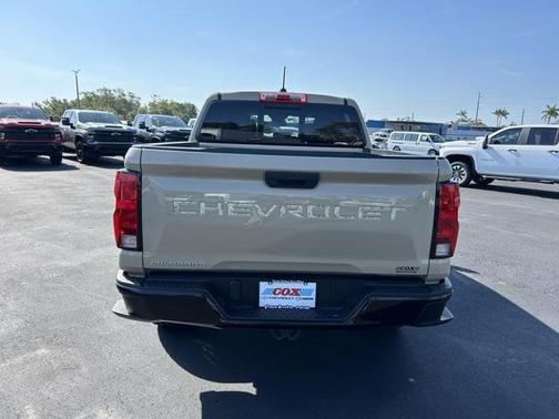 2024 Chevrolet Colorado WT