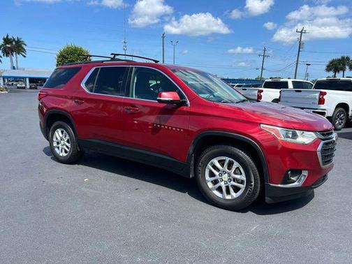 Cajun Red Tintcoat 2019 Chevrolet Traverse LT Cloth