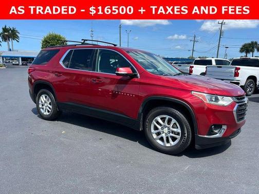 Cajun Red Tintcoat 2019 Chevrolet Traverse LT Cloth