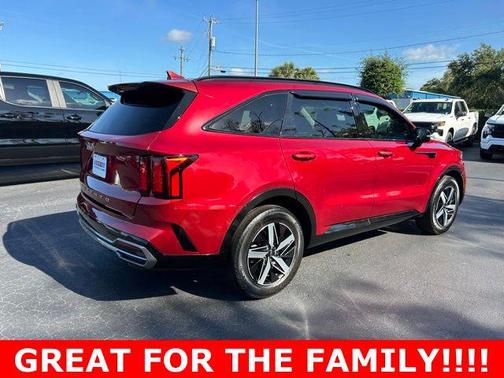 Passion Red Tintcoat 2022 Kia Sorento S