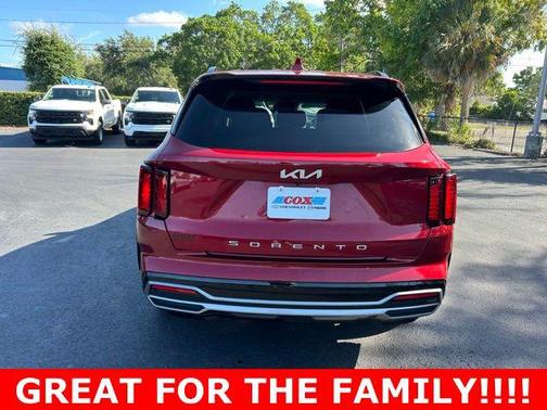 Passion Red Tintcoat 2022 Kia Sorento S