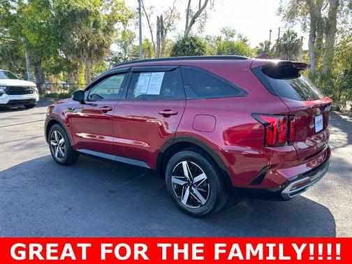 Passion Red Tintcoat 2022 Kia Sorento S