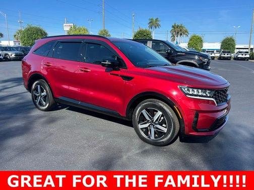 Passion Red Tintcoat 2022 Kia Sorento S