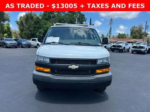 Summit White 2020 Chevrolet Express 2500 Work Van