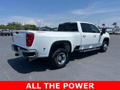 Summit White 2025 Chevrolet Silverado 3500 LT