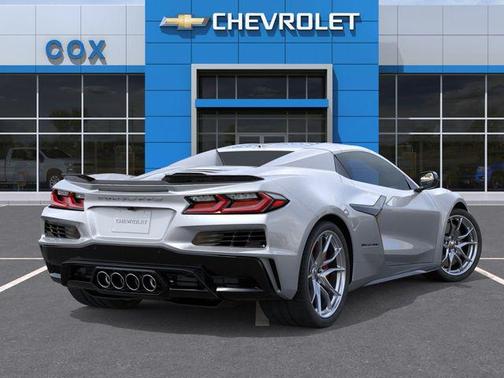 Blade Silver Metallic 2027 Chevrolet Corvette Grand Sport