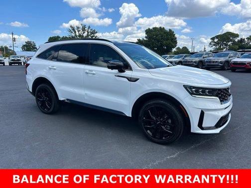 Glacial White Pearl 2022 Kia Sorento SX