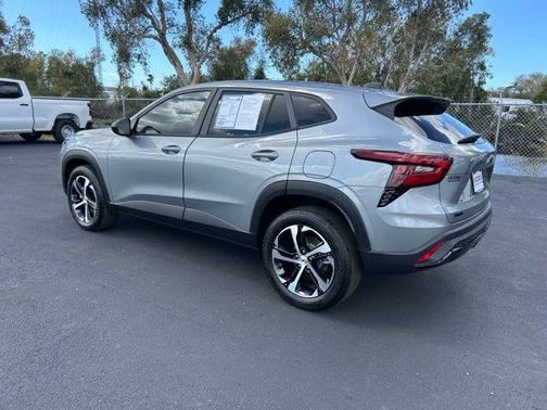 2024 Chevrolet Trax FWD 1RS