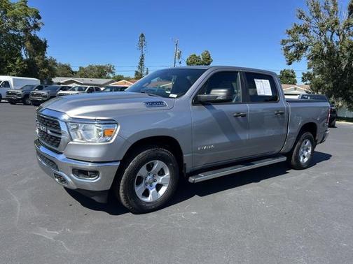2024 RAM 1500 Big Horn/Lone Star