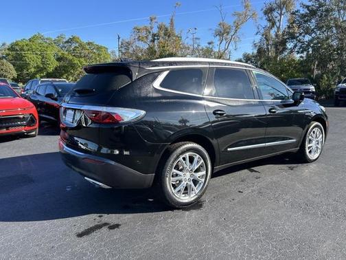 2022 Buick Enclave FWD Premium