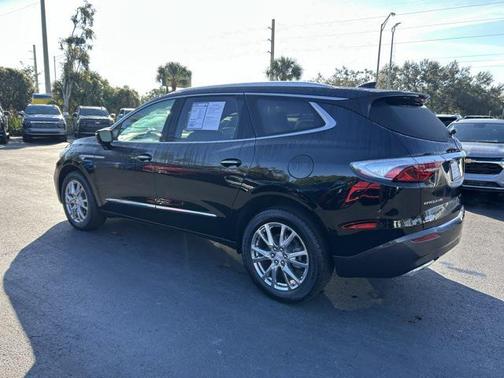 2022 Buick Enclave FWD Premium