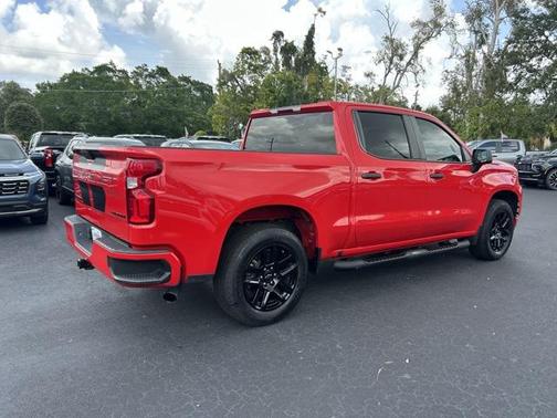 2022 Chevrolet Silverado 1500 Custom