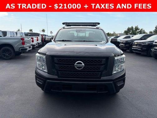 Super Black 2021 Nissan Titan S