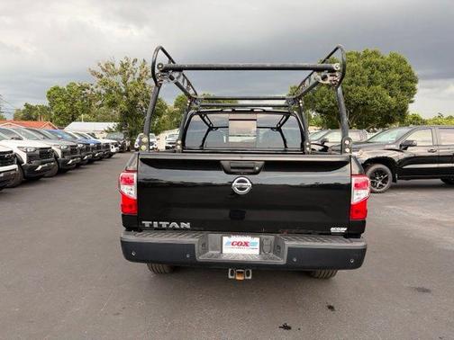 Super Black 2021 Nissan Titan S