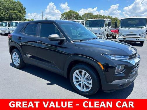 Mosaic Black Metallic 2021 Chevrolet Trailblazer LS