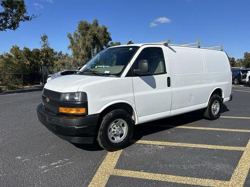 2020 Chevrolet Express 2500 RWD 2500 Regular Wheelbase WT