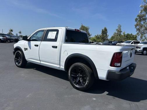 2024 RAM 1500 Classic Warlock Crew Cab 4x2 5'7' Box