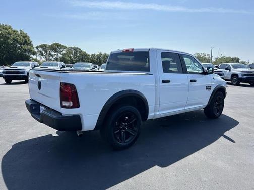 2024 RAM 1500 Classic Warlock Crew Cab 4x2 5'7' Box