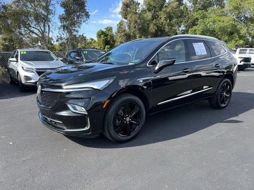 2023 Buick Enclave Essence FWD