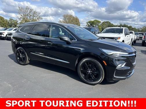 2023 Buick Enclave Essence FWD