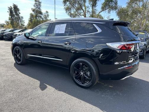 2023 Buick Enclave Essence FWD