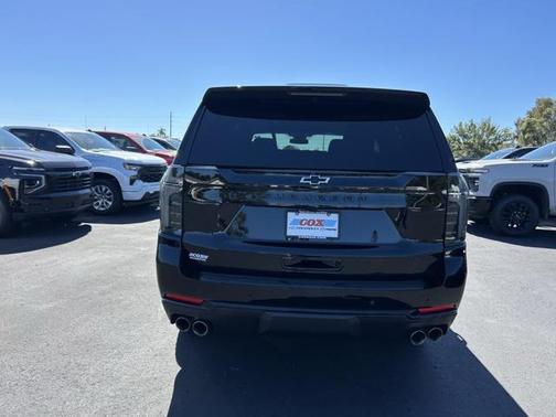 2025 Chevrolet Suburban 4WD Z71