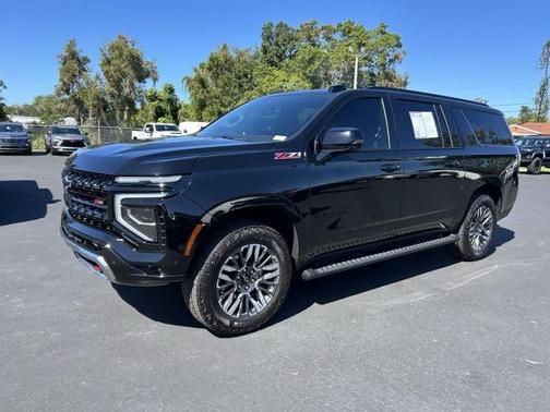 2025 Chevrolet Suburban 4WD Z71
