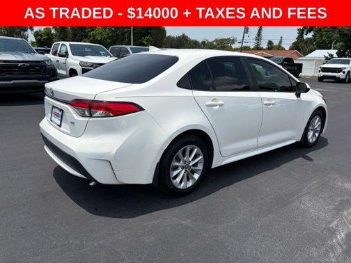 Super White 2021 Toyota Corolla LE