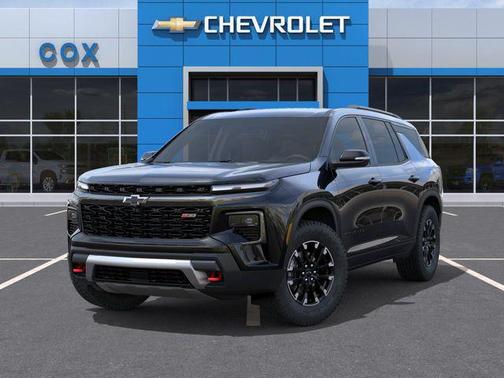 Mosaic Black Metallic 2026 Chevrolet Traverse AWD Z71