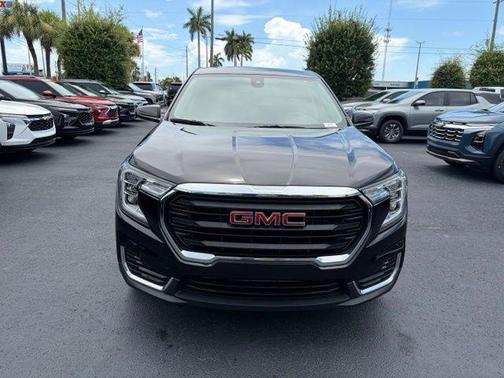 Ebony Twilight Metallic 2024 GMC Terrain SLE