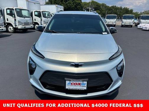 Silver Flare Metallic 2022 Chevrolet Bolt EUV FWD LT