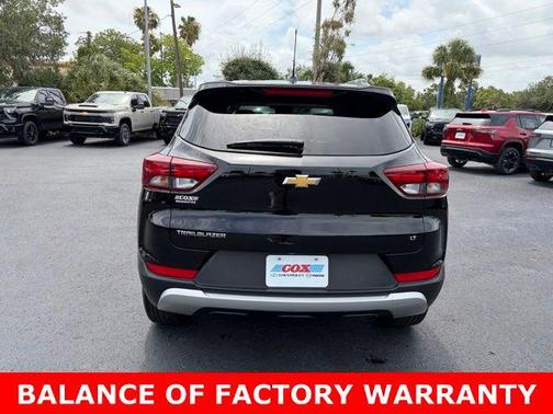 Mosaic Black Metallic 2023 Chevrolet Trailblazer LT