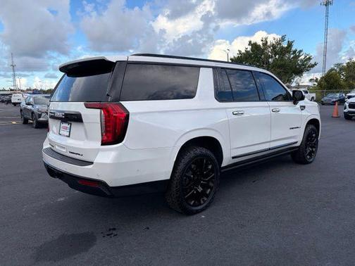 White Frost Tricoat 2023 GMC Yukon XL Denali