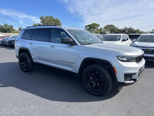 2023 Jeep Grand Cherokee L Altitude
