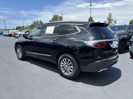 2023 Buick Enclave Premium FWD